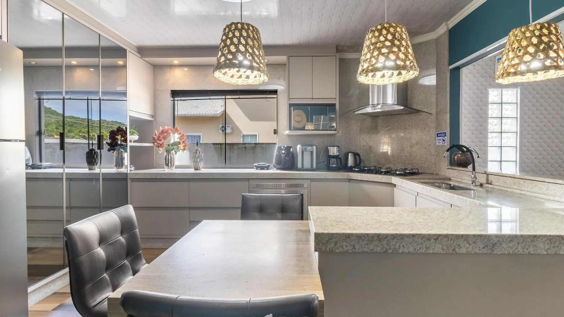 Διαμέρισμα Apto C/ Varanda E 3 Quartos Prox. A Praia Rsu3842 Penha